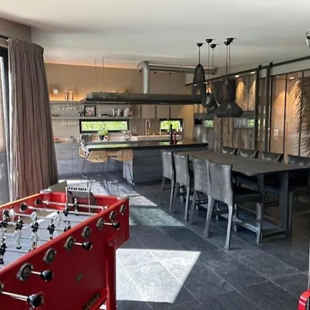 Villa Maison -jacuzzi -patio -330m2 Montrouge