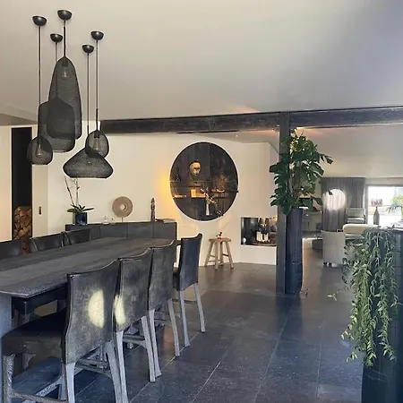 Maison -jacuzzi -patio -330m2 Montrouge
