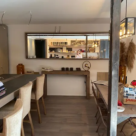 Maison -jacuzzi -patio -330m2 Villa